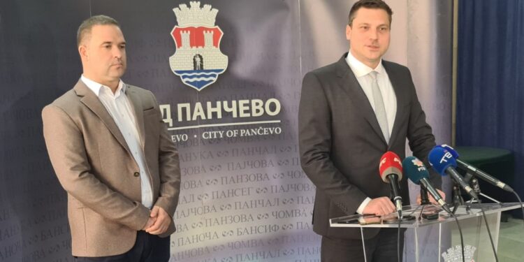 Gradonačelnik Pančeva za studente izborio povoljniju cenu karte na relaciji Pančevo – Beograd (VIDEO)