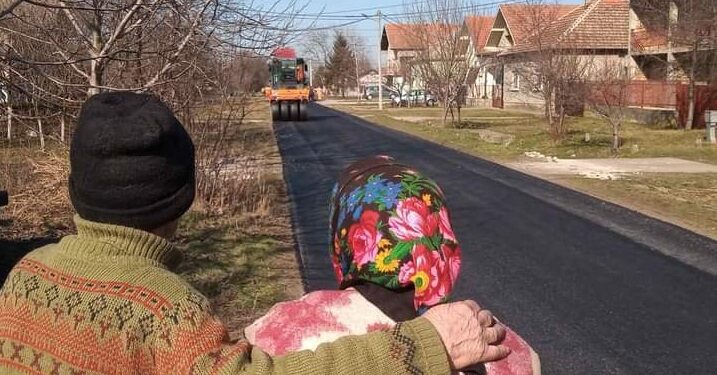 Praznik nije zaustavio radove: asfaltira se u Kačarevu