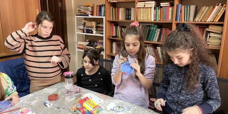 Kačarevo: Kreativne radionice za decu povodom Dana žena
