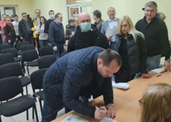 Veliki broj građana u Pančevu podržao listu „Aleksandar Vučić – Zajedno možemo sve“