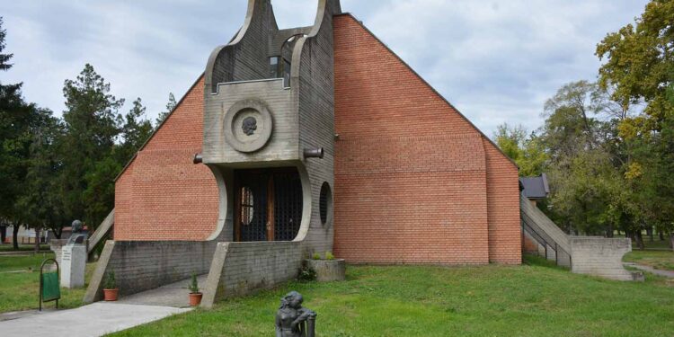 Pokrajina finansira četiri nova projekta iz oblasti kulture u Opovu