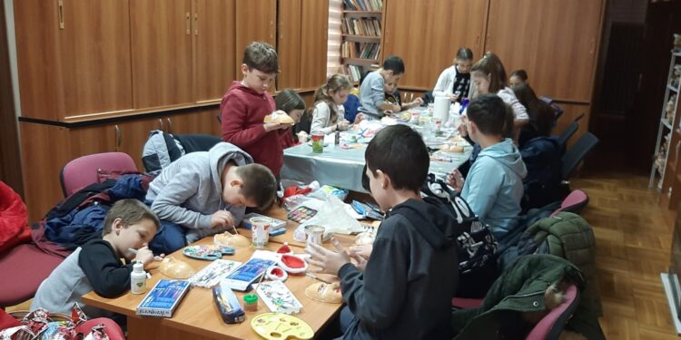 Kreativna radionica “Od kalupa do lika” u Kačarevu