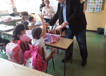 KOVAČICA: Rančevi za prvake i nagrade za najbolje učenike