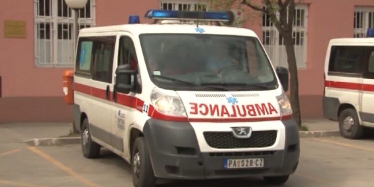 Dom zdravlja Pančevo dobio sanitetsko vozilo sa inkubatorom