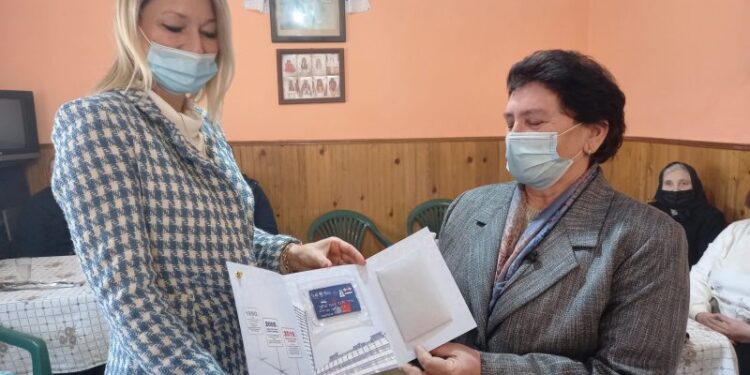 Poštanska štedionica darivala Bakice sa 200.000 dinara