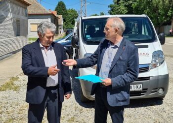Društvu „Tamaši Aron“ u Vojlovici uručen kombi – donacija mađarskog grada Bonjhad