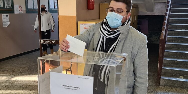 Narodni poslanik Mladenović: „Da“ za podršku ustavnim reformama