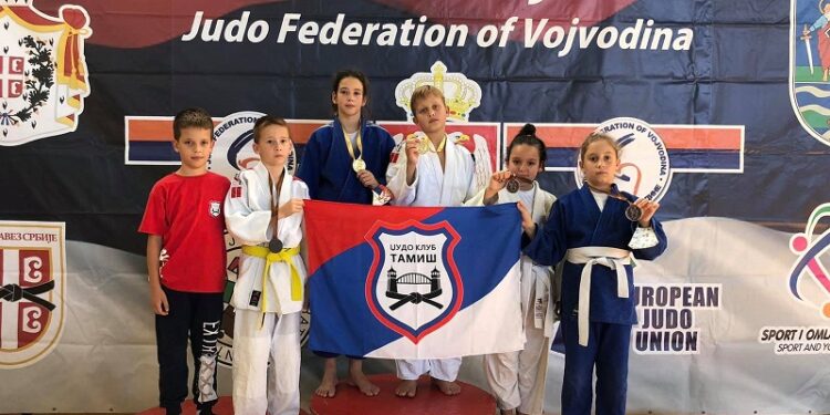 Poletarci DžK Tamiš 4. na Šampionatu Vojvodine, Natalija Novaković i Filip Farkaš okitili se zlatnim medaljama