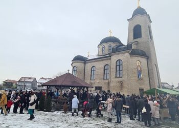 Na platou ispred hrama Svetog Save u Pančevu obeležen Savindan