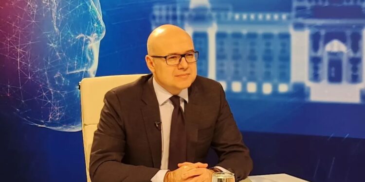 Vučević: Svedoci smo autošovinizma i pretvaranja crvene buržoazije u zelenu
