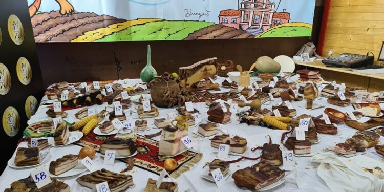 Evo ko pravi najbolju slaninu na svetu: Kikinđani i Kačarevci tradicionalno nagrađeni na Slaninijadi, u stopu ih slede i Sremci