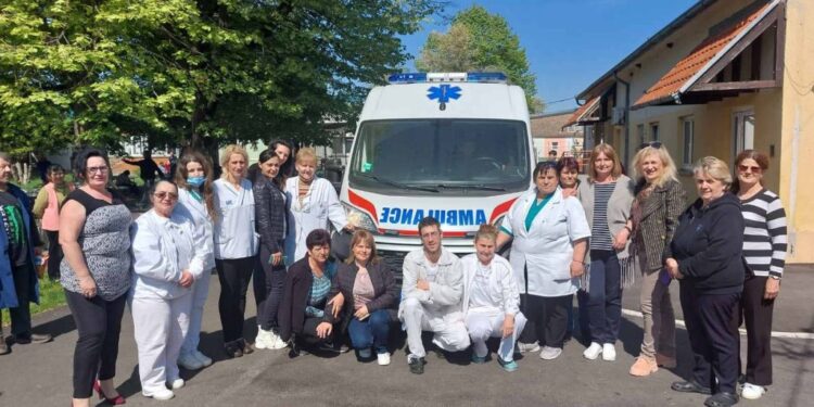 Domu „Srce u jabuci“ uručeno sanitetsko vozilo