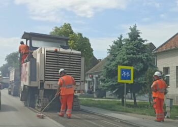 Nastavljeni radovi na rehabilitaciji magistralnog puta između Crepaje i Kovačice