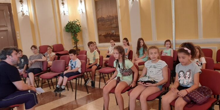 Počela radionica glume za decu u Kačarevu