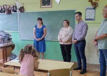 Opština Kovačica poklonila rančeve prvacima