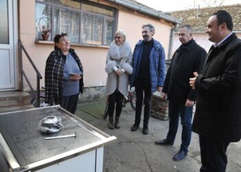 SNS Opovo: Donacijom članova do pomoći za porodicu Josić