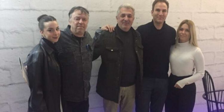 Stefan Milenković i dr Nele Karajlić pomažu u kupovini novog instrumenta za Muzičku školu