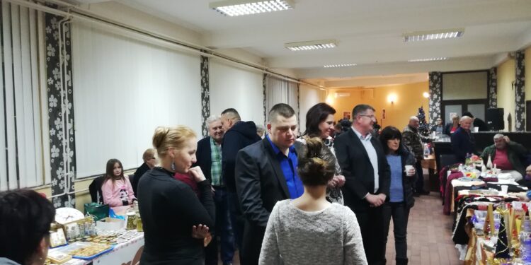 Novogodišnji bazar u Plandištu