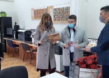 Paketići za decu u ŠOSO „Mara Mandić“