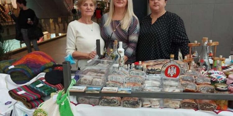 Udruženja žena iz Pančeva na manifestaciji „Žene Srema, Banata i Bačke u srcu Beograda”