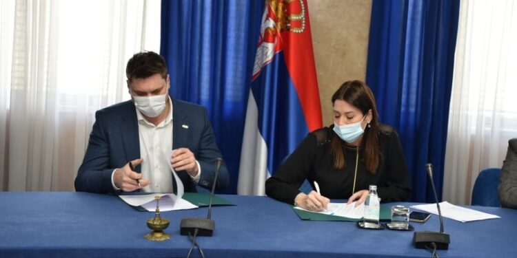 Gradonačelnik Pančeva potpisao Ugovor sa Ministarstvom za zaštitu životne sredine