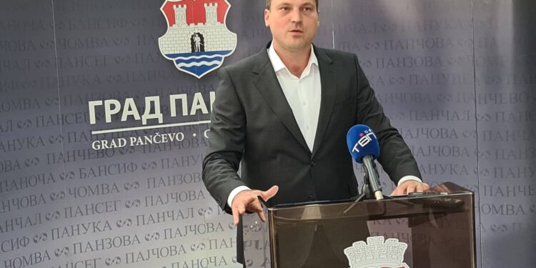 Hitna konferencija Gradonačelnika Pančeva o novoj autobuskoj stanici