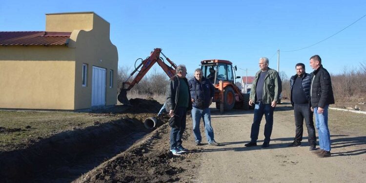Uređuje se Grobljanska ulica u Barandi