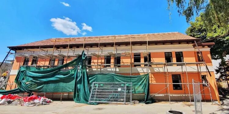 ZZSK Pančevo: U toku rekonstrukcija dela Gimnazije Uroš Predić