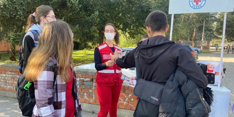 Crveni krst Kovin edukuje mlade o prevenciji borbe protiv trgovine ljudima