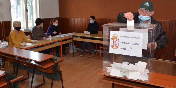 Referendum: Opovo reklo „Da“ uz izlaznost od 45.14 odsto