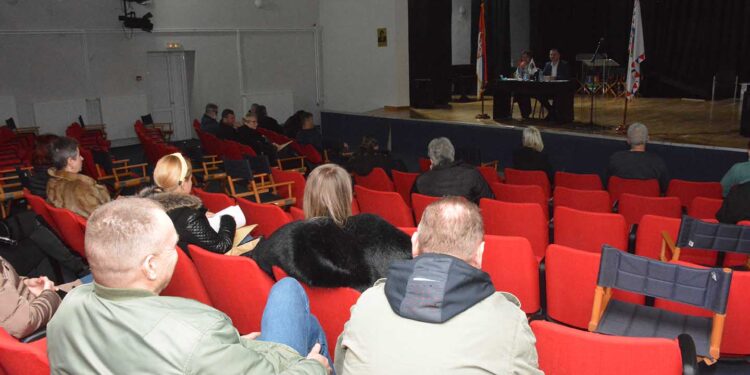 Opovo: Imenovana Opštinska izborna komisija, Markov podneo izveštaj o radu za 2021. godinu