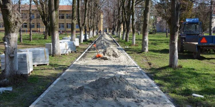 Ugradnja behaton ploča