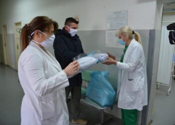 Pamučne maske za Dom zdravlja u Opovu