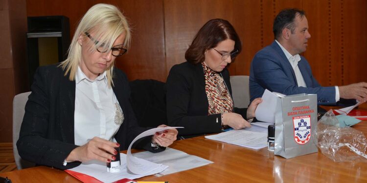 Opovu odobreno 1,4 miliona dinara za razvoj usluga socijalne zaštite