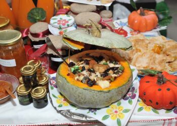 Tradicionalna Novogodišnja teglica i bazar u Opovu 24. decembra