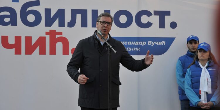 Vučić u Opovu: Čuvaćemo mir i otvarati nove fabrike