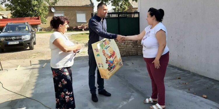 Pet paketa za bebe