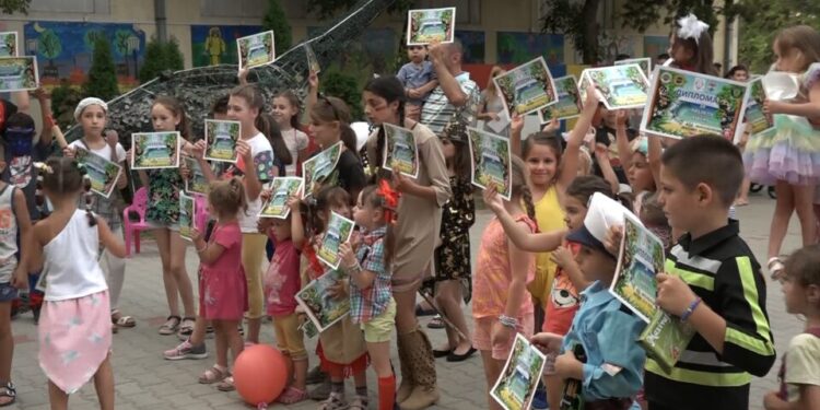 Tradicionalna žurka za najmlađe u centru Dolova