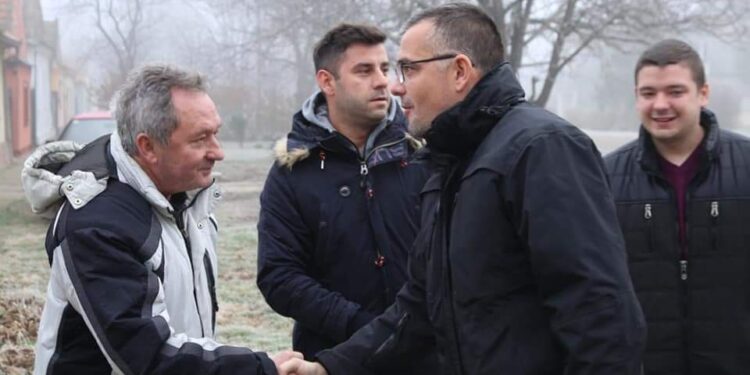 Nedimović sa poljoprivrednicima u Alibunaru
