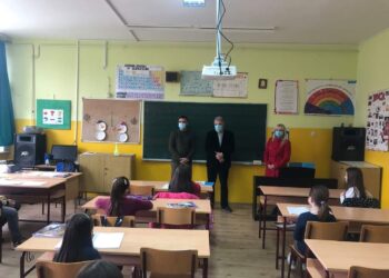 Božić u poseti „isturenom“ odeljenju Muzičke škole u BNS