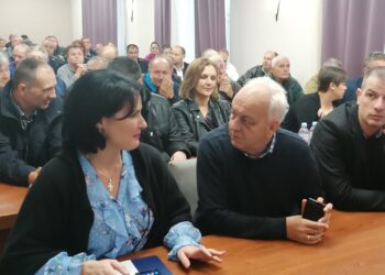U toku predstavljanje projekta „Sirena za javno uzbunjivanje“ u Kovinu