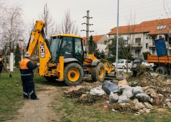 „Higijena“ ponovo čistila divlju deponiju kod vrtića „Petar Pan“