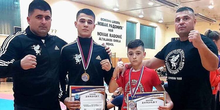Sefkerinski kikbokseri ponovo blistali, tehničkim nokautima do zlata i srebra