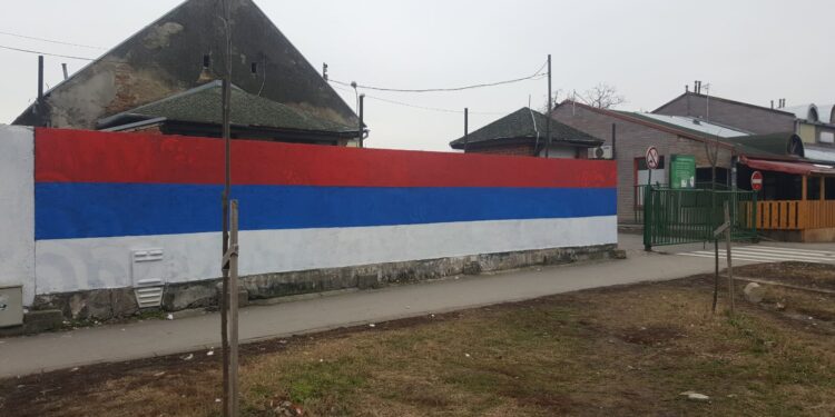 Srpska trobojka na Zelenoj pijaci