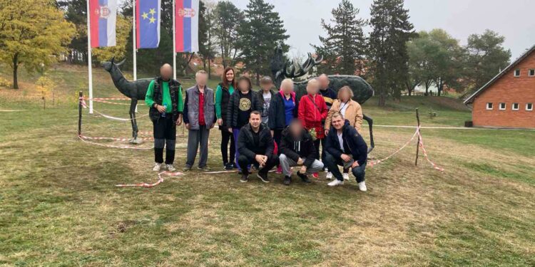Rekreativna terapija: izlet pacijenata SBPB „Kovin“ na Čardak