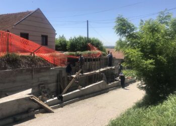 Prilaz za pešake u ulici Dimitrija Tucovića u Kovinu
