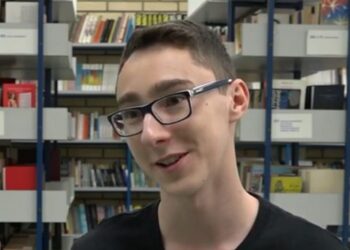 Naučna Brainz TV: Ilija Serafimović iz Pančeva petostruki šampion Svetskog prvenstva u problemskom šahu!