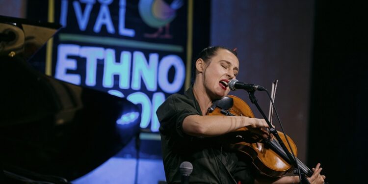 KC PANČEVO: Jelena Popržan i Aleksandar Jovanović Šljuka otvorili 18. Ethno.com festival