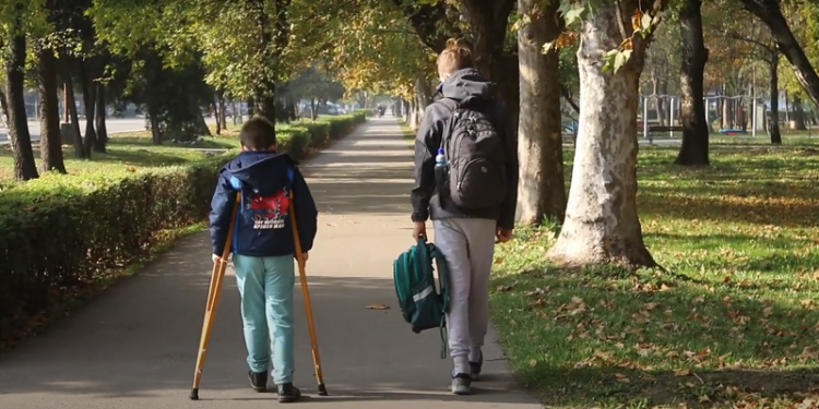 Da se naježiš! Emotivni video đaka OŠ „Mlada pokolenja“ vraća pravim vrednostima