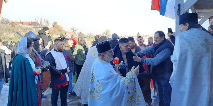 Aleksandar Stamenković prvi do Časnog krsta u Kovinu